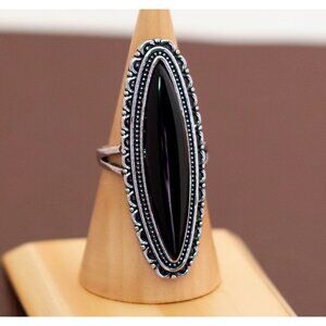 Vintage Sharp Black Oval Ring Size 10 - U6